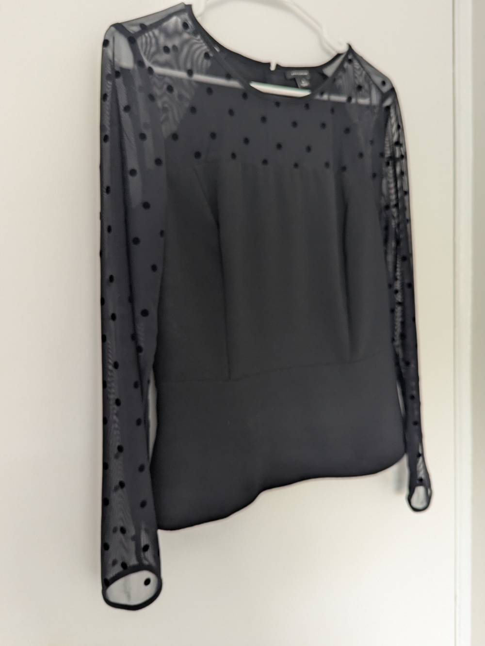 Ann Taylor Peplum Blouse Size 4 Black Polka Dot Mesh Sleeve Zip Back Top - Picture 5 of 12